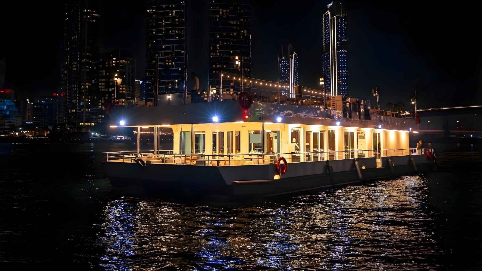 Alexandra Sea Lounge Dinner Cruise