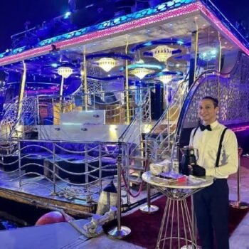 Dubai Harbour Dinner Cruise